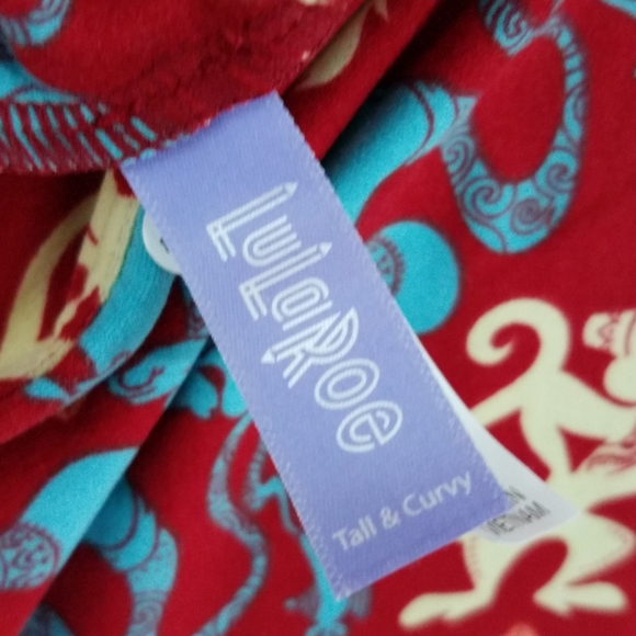 LuLaRoe Disney leggings - Picture 4 of 4
